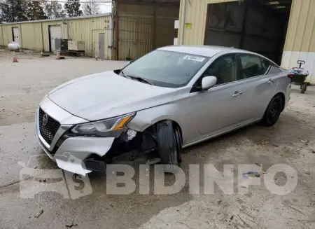 1N4BL4BV3LC196007