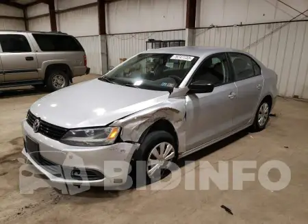 3VW2K7AJ9EM228826
