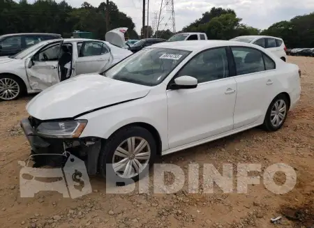 3VW2B7AJ5HM217682