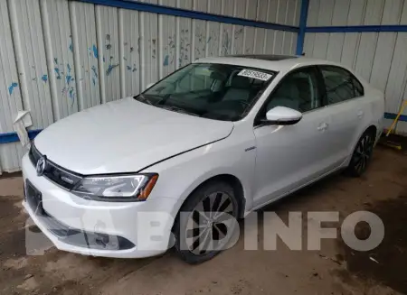 3VW637AJ4EM228893