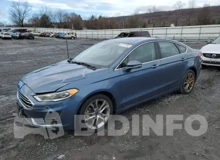 3FA6P0CD5KR271407
