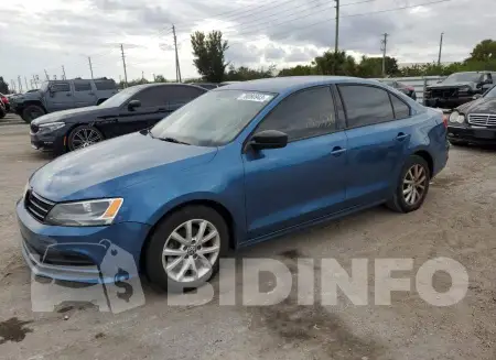 3VWD17AJ0FM282402