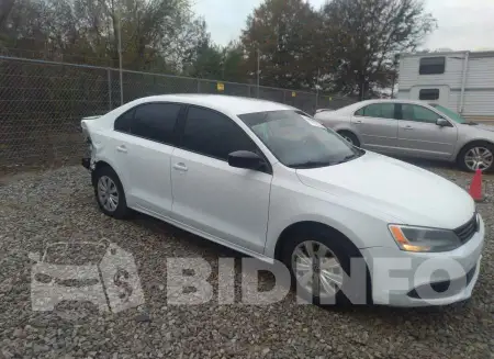 3VW2K7AJ7EM323093
