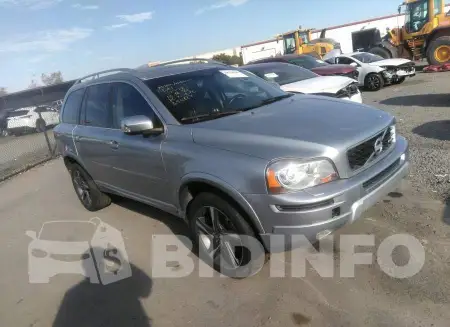 YV4952CT3D1658127