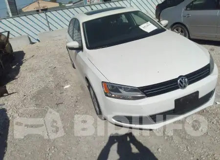 3VWDX7AJ7DM428077
