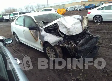 3VW2K7AJ3EM329635