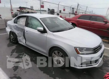 3VW2B7AJ5HM388500
