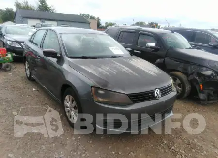 3VW2K7AJ9DM240408