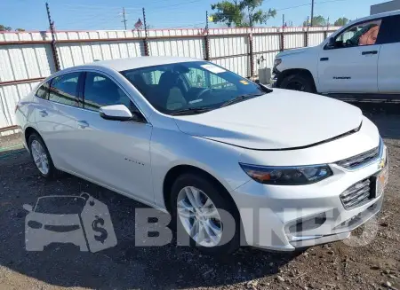 1G1ZD5ST2JF105193