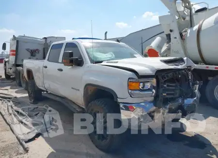 1GT12NEY9KF261640