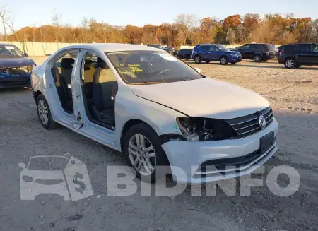 3VW2B7AJ9HM368976