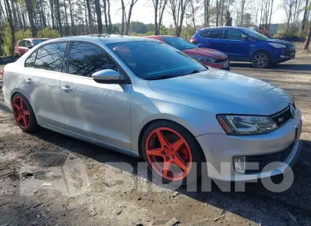 3VW4T7AJ9EM388677