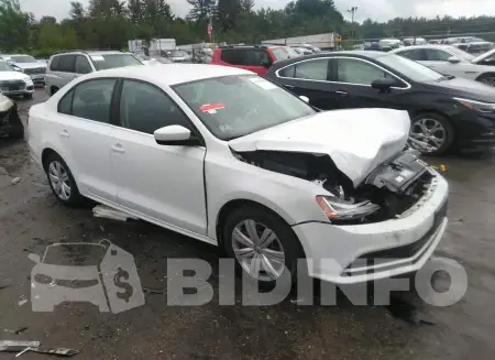 3VW2B7AJ8HM290951