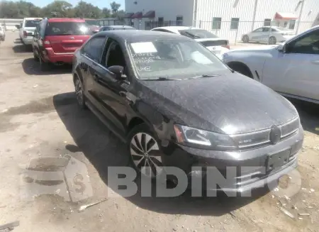 3VW637AJ1FM426588