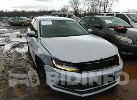 3VW2B7AJ8HM295051