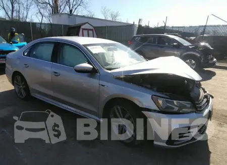 1VWDT7A33HC034323