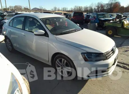 3VW2B7AJ6JM207345
