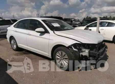 3VWCB7BU5LM052190