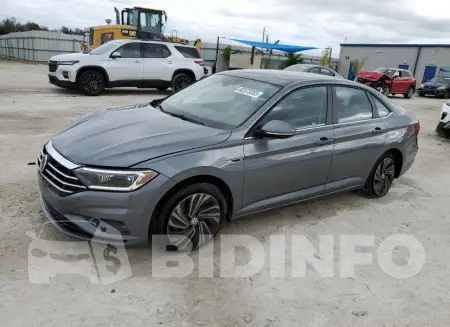 3VWGB7BU3KM197146