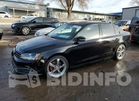 3VWDB7AJ2HM282790