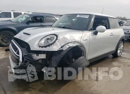 WMWXP7C50F2A33961