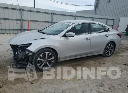 1N4AL3AP3HC281669