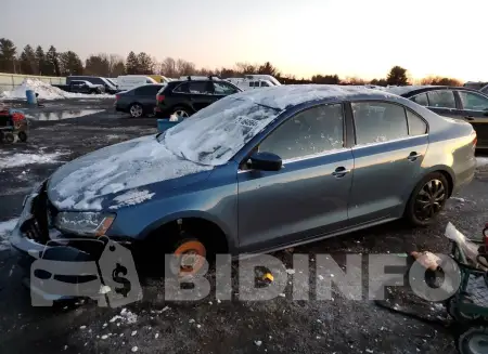 3VW2B7AJ5HM317393