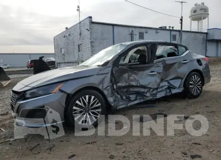 1N4BL4DV2PN377459