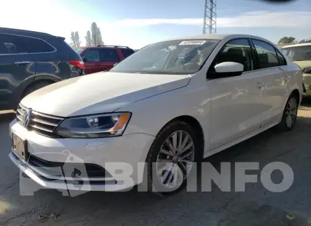 3VW2B7AJ8HM208703