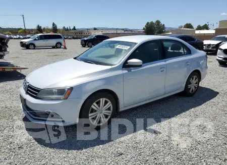 3VW2B7AJ0HM222563