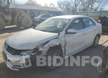 3VW2B7AJ9HM318675