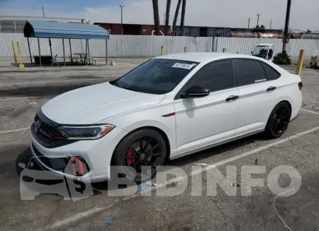 3VW8T7BU8RM015601