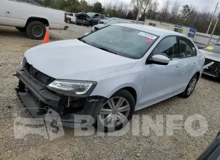 3VW2B7AJXHM302811