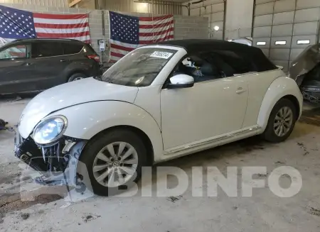 3VW5DAAT9JM504521