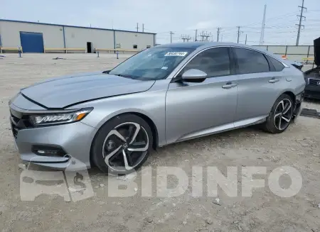 1HGCV1F30KA153904