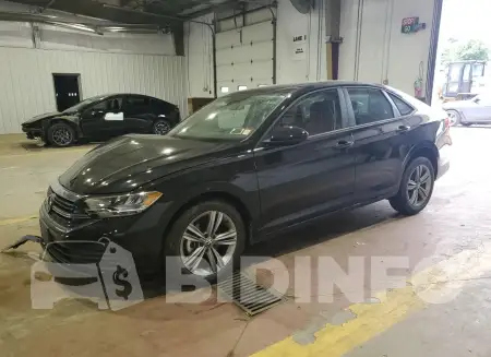 3VW7M7BU3RM020004