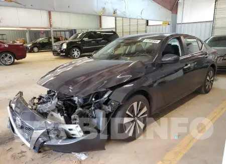 1N4BL4DV6NN403381