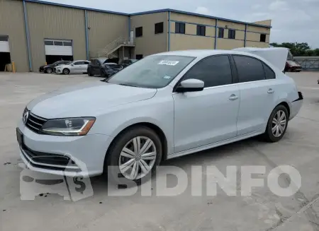 3VW2B7AJ7HM302474
