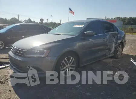 3VW2B7AJ7HM232328