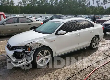 3VW4T7AJ8HM222235