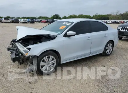 3VW2B7AJ8HM393870