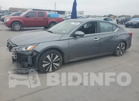 1N4BL4EV1KC158236