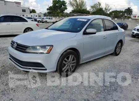 3VW2B7AJXHM370929