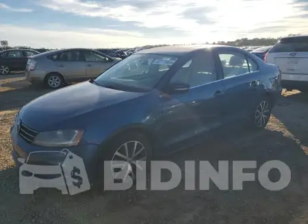 3VWDB7AJ1HM261736