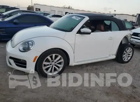 3VW517AT1HM823062