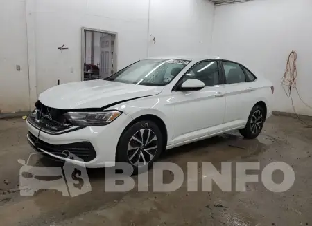3VW5M7BU3RM001721