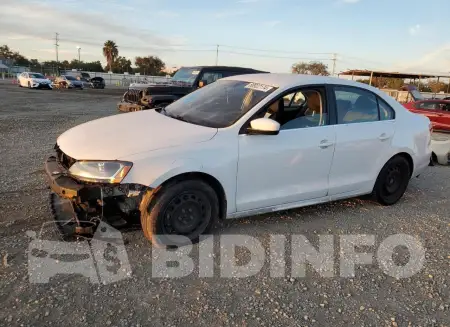 3VW2B7AJ2HM268394