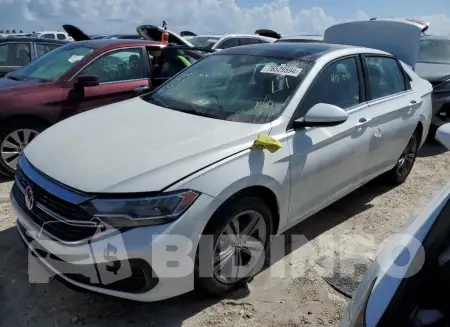 3VW7M7BUXRM063139
