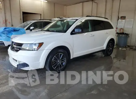 3C4PDCAB1HT573637