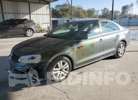 3VW2B7AJ7HM242695